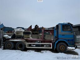 Scania 143M hook loader with 22T hook
