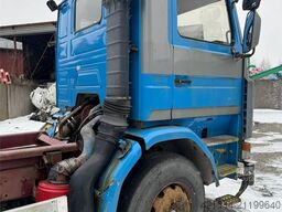 Scania 143M hook loader with 22T hook