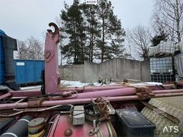 Scania 143M hook loader with 22T hook