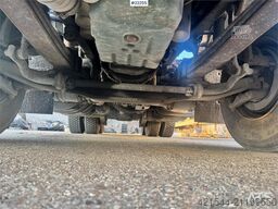 Volvo FH460 6x2 asphalt truck – 330,000 km