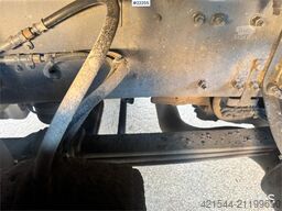 Volvo FH460 6x2 asphalt truck – 330,000 km