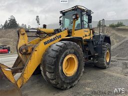 Komatsu WA470-5H Wheel loader w/ bucket