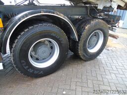 Mercedes-Benz Axor 3243 + 8X4 + MANUAL + SPRING + MEILLER