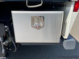 DAF FAX XF 530 Euro 6 HMF 95 Tonmeter laadkraan + F...