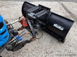 LS Kompakttraktor J27 HST Snowline