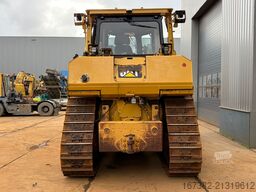 Caterpillar D8T