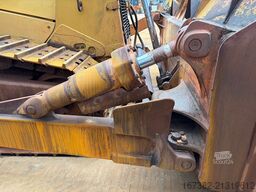 Caterpillar D8T