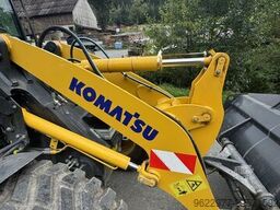 Komatsu WA80M-8 40 km/h