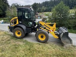 Komatsu WA80M-8 40 km/h