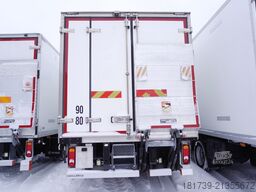 Renault D210 12T / Bitemperature Refrigerator