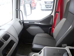 Renault D210 12T / Bitemperature Refrigerator