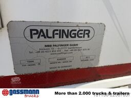 Ackermann Z-KA-F10.5/7.5TZ mit Palfinger LBW