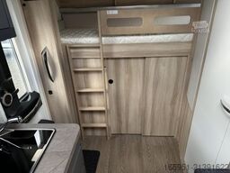 Hobby De Luxe 490 KMF Modell 2026 1800kg Garage