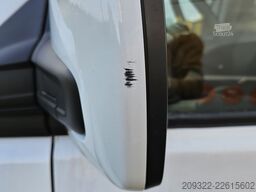 2022 Ford Panama | Manuale | Tetto a soffietto