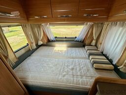 Hobby DE LUXE 400 SF
