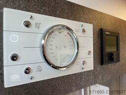 BÜRSTNER Lyseo TD 644 G Winter-Paket, Automatik, 4400 kg