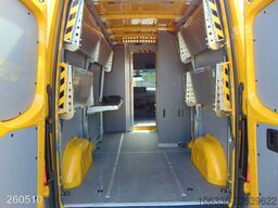 MERCEDES-BENZ Mercedes eSprinter 312 Kamera-Regalsystem
