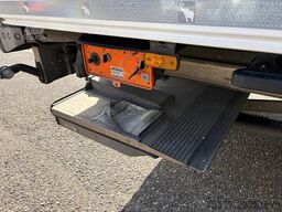 Schmitz Cargobull Thermo King SLX , taillift LBW Disc Lift , 270 ...