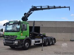 Mercedes-Benz Actros 3236 Hooklift + Hiabcrane
