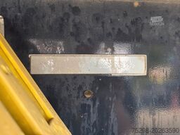 SCHMITZ CARGOBULL SKO Kipper 24