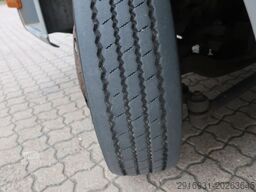 MERCEDES-BENZ Atego 818 / 1. Hand / Ladeboard / Luftfahrwerk