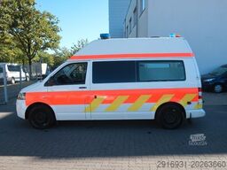 VOLKSWAGEN T5 Transporter Hochdach lang/KTW/Klima/FN: A40
