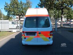 VOLKSWAGEN T5 Transporter Hochdach lang/KTW/Klima/FN: A40