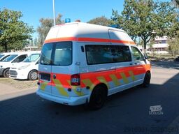 VOLKSWAGEN T5 Transporter Hochdach lang/KTW/Klima/FN: A40