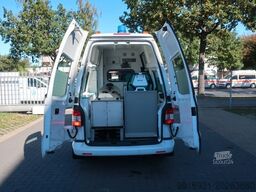 VOLKSWAGEN T5 Transporter Hochdach lang/KTW/Klima/FN: A40