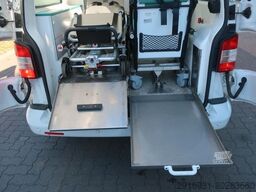 VOLKSWAGEN T5 Transporter Hochdach lang/KTW/Klima/FN: A40