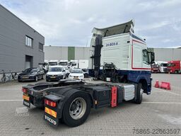 Volvo FM 330 Globetrotter / 742 dkm / VEB+ / Spoilers...