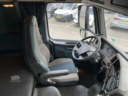 Volvo FM 330 Globetrotter / 742 dkm / VEB+ / Spoilers...