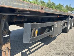 Schmitz Cargobull S 01 / Plateau - Flat Bed / SAF Drum / 2x Lifta...