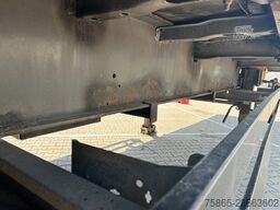 Schmitz Cargobull S 01 / Plateau - Flat Bed / SAF Drum / 2x Lifta...