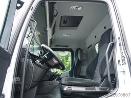 Mercedes-Benz Antos 2540 6x2 / 170 tho. km / HDS HIAB