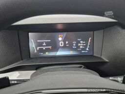 Peugeot Expert L2 180 EAT8 erhöhte Nutzlast Laderaumboden Connect-Paket Trennwand verglast 17 Zoll LM Sommer Ersatzrad Seitenscheibe schiebbar