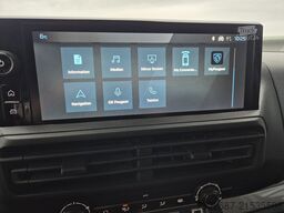 Peugeot Expert L2 180 EAT8 erhöhte Nutzlast Laderaumboden Connect-Paket Trennwand verglast 17 Zoll LM Sommer Ersatzrad Seitenscheibe schiebbar