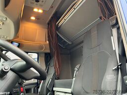 DAF FTM XF 530 8x4 Euro 6 ZF Intarder