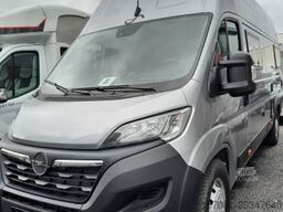 MEGAMOBIL Mega Revolution 640 Opel 165 PS