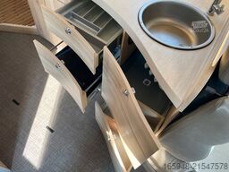 EURAMOBIL 675 SB PROFILA RS | Hubbett, Französisches Bett