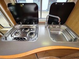 EURAMOBIL Contura 660HB - Festbett - Solar -