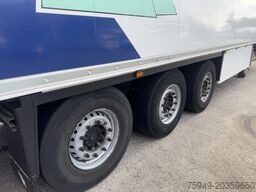Schmitz Cargobull SKO24 ThermoKing SLXe200 +Strom, Blumenb