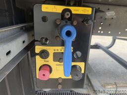 Schmitz Cargobull SKO24 ThermoKing SLXe200 +Strom, Blumenb