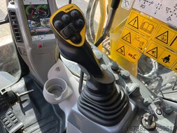 Hitachi ZX225USLC-6