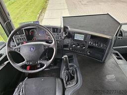 SCANIA P360 6x2*4