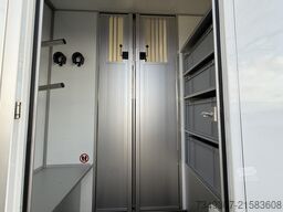 RENAULT MASTER PAARDENWAGEN | HORSETRUCK | ROELOFSEN | ...