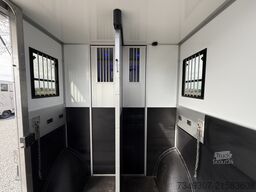 RENAULT MASTER PAARDENWAGEN | HORSETRUCK | ROELOFSEN | ...