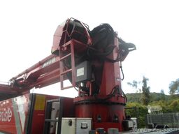 MERCEDES-BENZ 2648/6x4/HMK  4 L/ Montagekran