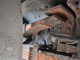 SCANIA 93M  250  /  BLATT feder/  ALU Koffer
