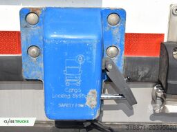 SCHMITZ CARGOBULL SKO FP 60 ThermoKing SLXi 300